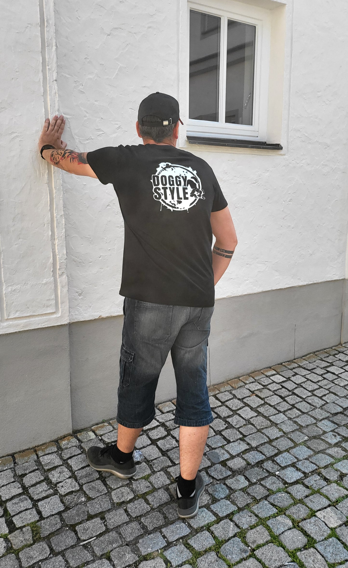 DoggyStyle black Shirt