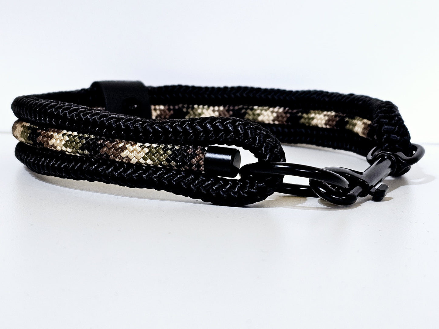 Tau Premium Halsband TRIO | 10mm | Bolzenhacken oliv camouflage / schwarz - schwarz
