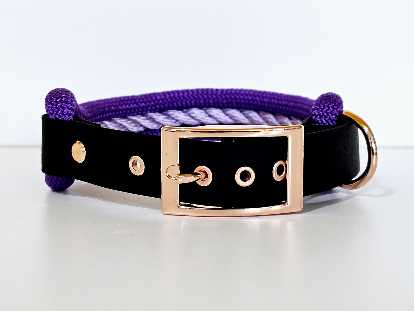 Tau Premium Halsband TRIO - Biothane Verschluss Stück | 10mm / 25 mm | schwarz / lila / rose gold